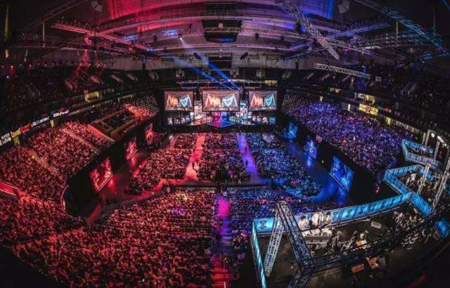 Joker锐评Scout：要么自己还清要么不打了 Doinb真去了高低得去EDG门口磕头